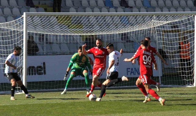 Trendyol 1. Lig: Erzurumspor FK: 2 - Pendikspor: 4