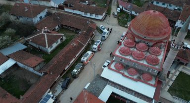 Türkiye'nin dört bir yanından gelen karavan tutkunları son iftarlarını Bilecik'te yaptı