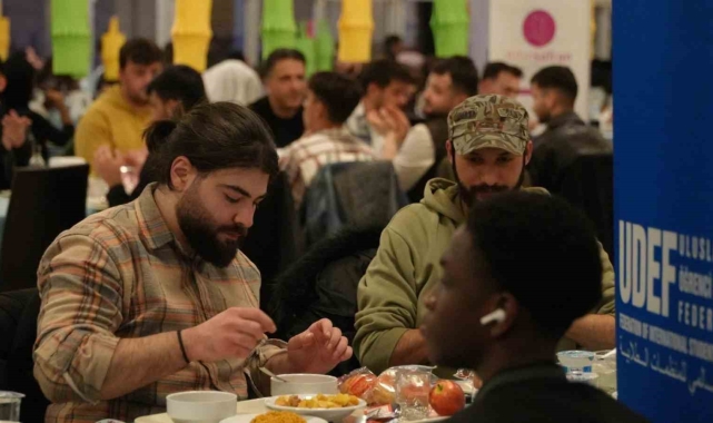 Uluslararası öğrenciler iftarda buluştu