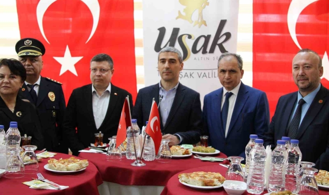 Uşak protokolü bayramlaşma töreninde buluştu