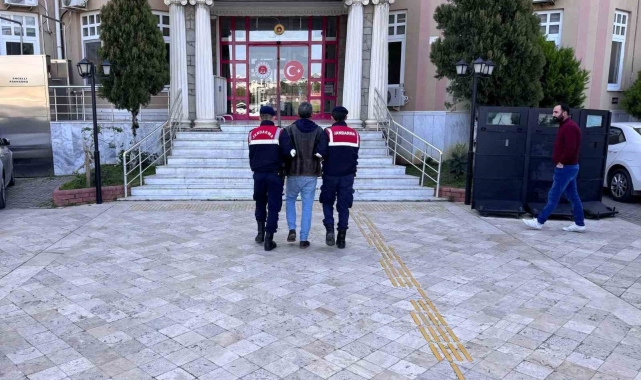 Uyuşturucu kullanırken suçüstü yakalandı