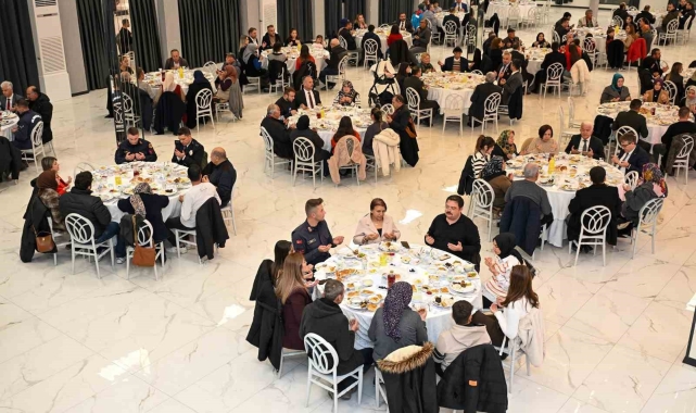 Vali Aktaş, Banaz'da şehit aileleri, gaziler ve muhtarlarla iftarda buluştu