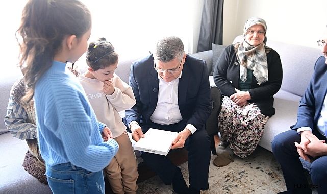 Vali Özarslan’dan yetim çocuklara sürpriz