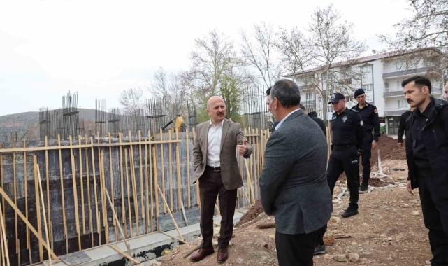 Vali Varol, kaymakamlık inşaatını inceledi