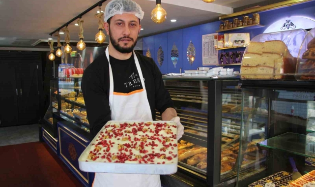 Van'da Ramazan'ın vazgeçilmez lezzeti: Güllaç