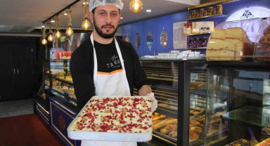 Van'da Ramazan'ın vazgeçilmez lezzeti: Güllaç