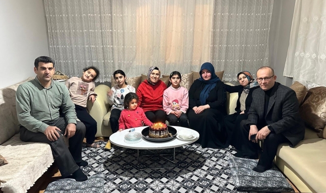 Vatandaşların iftar soflarına konuk oldular