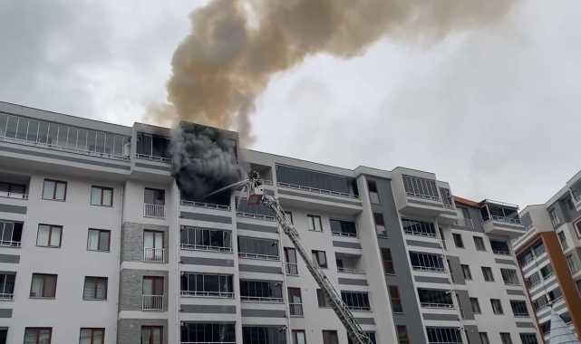 Yangında can pazarı, mahsur kalanlar tek tek kurtarıldı