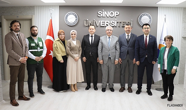 Yeşilay Sinop Şubesinden Rektör Taşdemir'e ziyaret