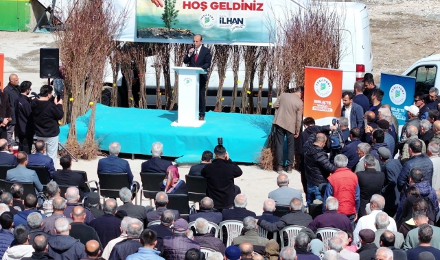 Yeşilyurt Belediyesi'nden çiftçilere 44 bin meyve fidanı desteği