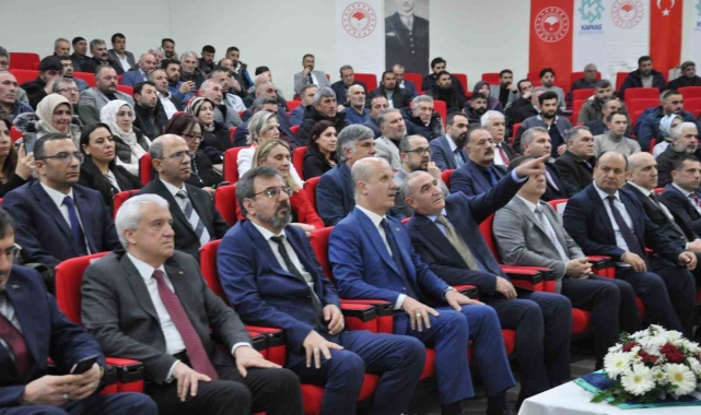 YÖK Başkanı Özvar, Kars'ta Yetiştirici Eğitimi Çalıştayı'na katıldı