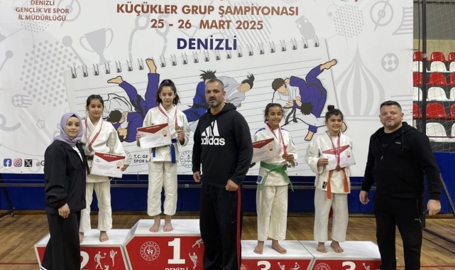 Yunusemre'nin küçük judocuları Denizli'de 7 madalya kazandı