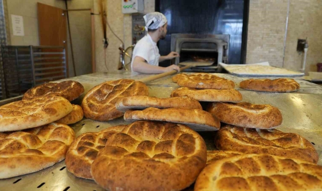 Zabıta ekiplerinden Ramazan pidesi denetimi