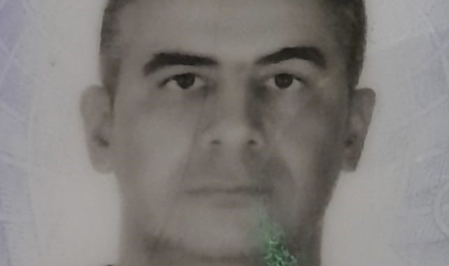 Ağaca çarpan otomobil sürücüsü hayatını kaybetti