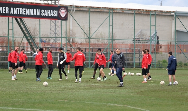 Ahlatcı Çorum FK, Esenler Erokspor maçının hazırlıklarını sürdürdü