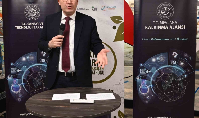 Akıllı tarım teknolojilerine yönelik projeler Hackathon'da yarıştı