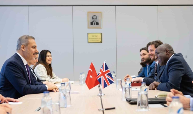Bakan Fidan, İngiliz mevkidaşı Lammy ile görüştü
