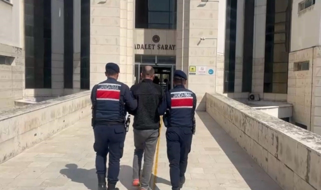 Balıkesir'de uyuşturucu satarken suçüstü yakalanan şahıs tutuklandı