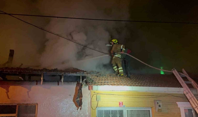 Balıkesir'in Gönen ilçesinde korkutan yangın