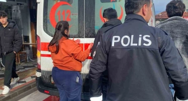 Bartın'da falçatalı tekmeli kavga:1 yaralı