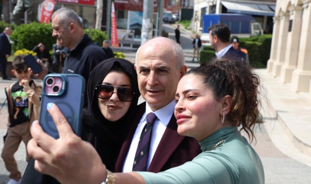 Başkan Akgün, Büyükçekmecelilerle bayramlaştı