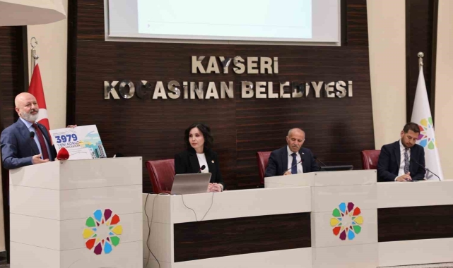 Başkan Çolakbayrakdar: "Her alanda mutlu olacak bir şehir inşa ediyoruz"