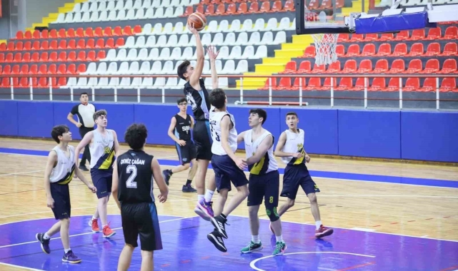 Basketbolda Türkiye'nin devleri Denizli'ye geliyor