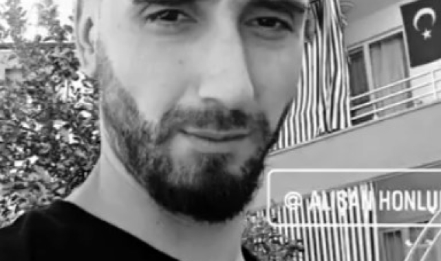 Bayramda bıçaklı kavgada kan aktı: 1 ölü