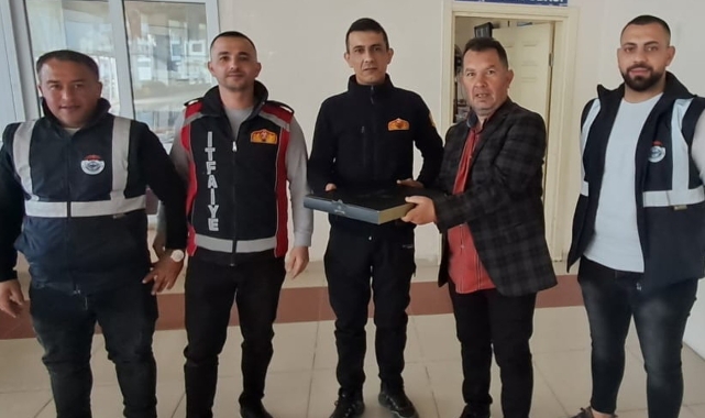 Bayramın gizli kahramanlarına tatlı jest