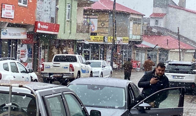 Bingöllüler, iki saatte 4 mevsimi de yaşadı