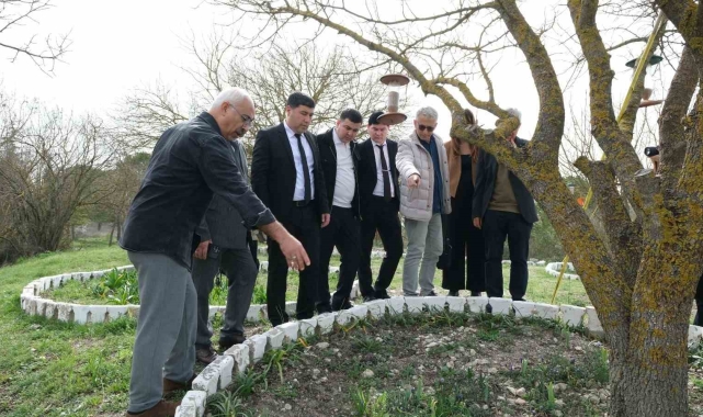 Botanik bahçesine uluslararası akademisyenlerden ziyaret