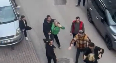 Bursa'da kadınlar birbirine girdi, mahalleli zor ayırdı