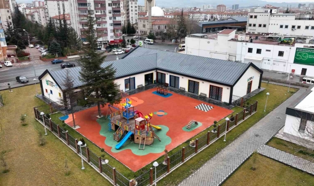 Büyükşehir Çocuk Kütüphanesi, miniklerin ve ailelerinin gözdesi oldu