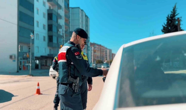 Çerkezköy'de 237 kişi yakalandı, 49 araç trafikten men edildi