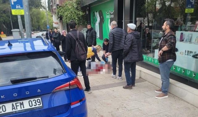 Cezaevinden çıkıp eski karısıyla sevgilisini sokak ortasında bıçakladı: 1 ölü, 1 ağır yaralı
