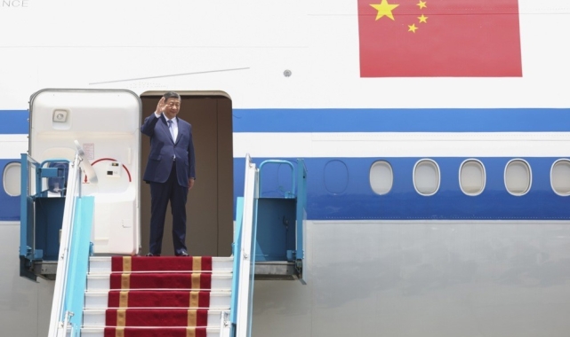 Çin Devlet Başkanı Jinping, Vietnam'da