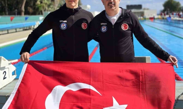 Denizlili yüzücü Türkiye'yi temsil edecek
