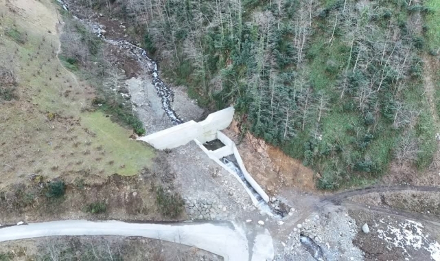 Doğankent'te taşkın kontrol inşaatı çalışmaları devam ediyor