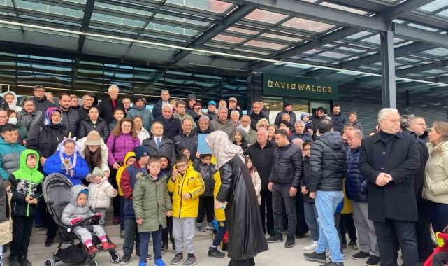 Down sendromlu çocuğun oyun alanına alınmadığı Gimsa AVM protesto edildi