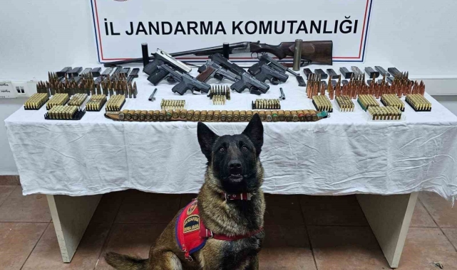 Düzce'de çok sayıda silah ve mühimmat ele geçirildi