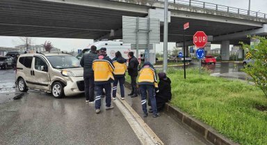 Düzce'de iki otomobil çarpıştı: 2 yaralı