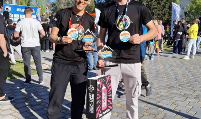 Eda Konuk ve Eren Keskin Mix Kategoride zirvede