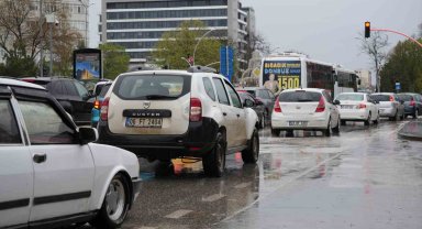 Edirne'de sağanak yağış etkili oldu