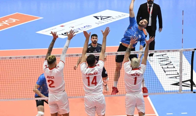 Efeler Ligi Play-Off 5-8 Etabı: Altekma: 3 Spor Toto: 0