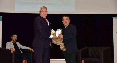 Efsane halterci Halil Mutlu, genç sporcularla buluştu