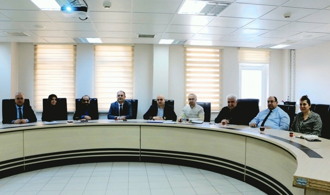 Elazığ'da yapımı devam eden sağlık yatırımları görüşüldü