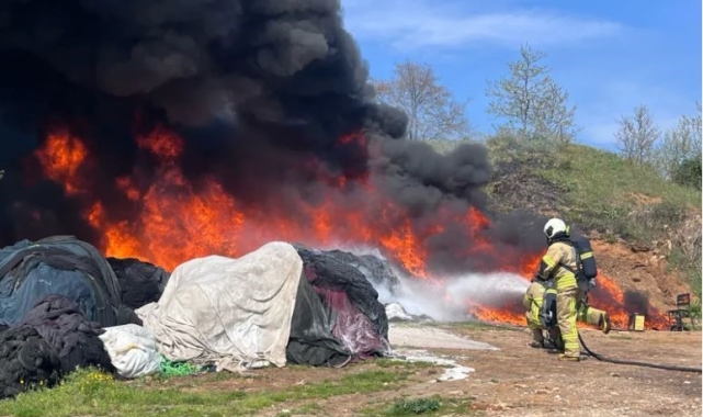 Erdek'te balıkçıların ağları alev aldı