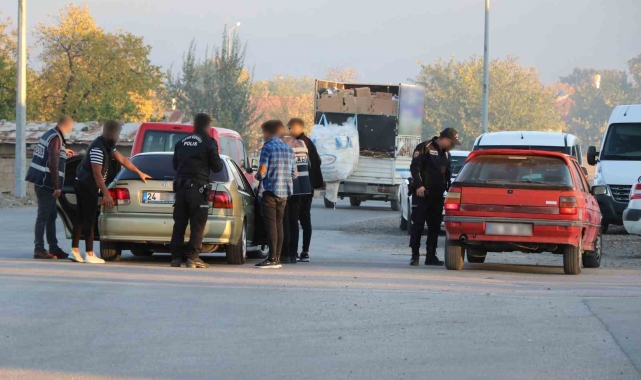 Erzincan'da aranması bulunan 25 şahıs yakalandı