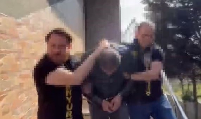 Esenyurt'ta kadın yolcuyu döven taksici yakalandı