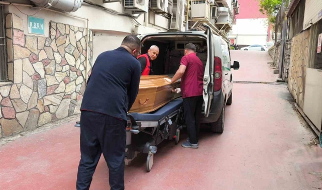 Eski eşini boğazını keserek öldüren zanlısı tutuklandı